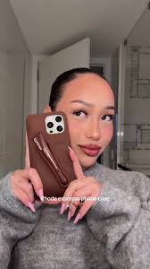 Premium Lip-Gloss Phone Case