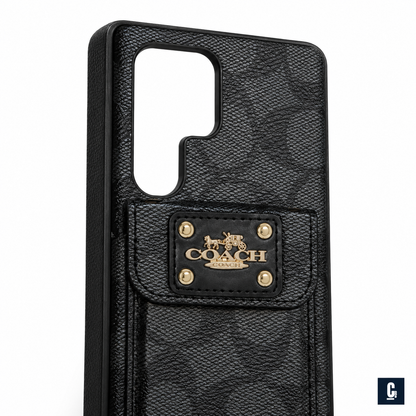 Crest Plaque Case — Black | CB Studio | color=black | view=detail